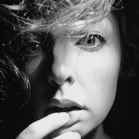 Skye Low - Picture 4 of 6